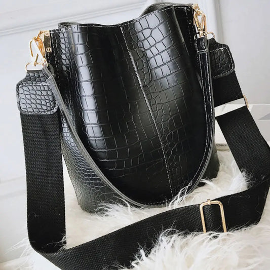 Blake Shoulder Bag -Black Croc